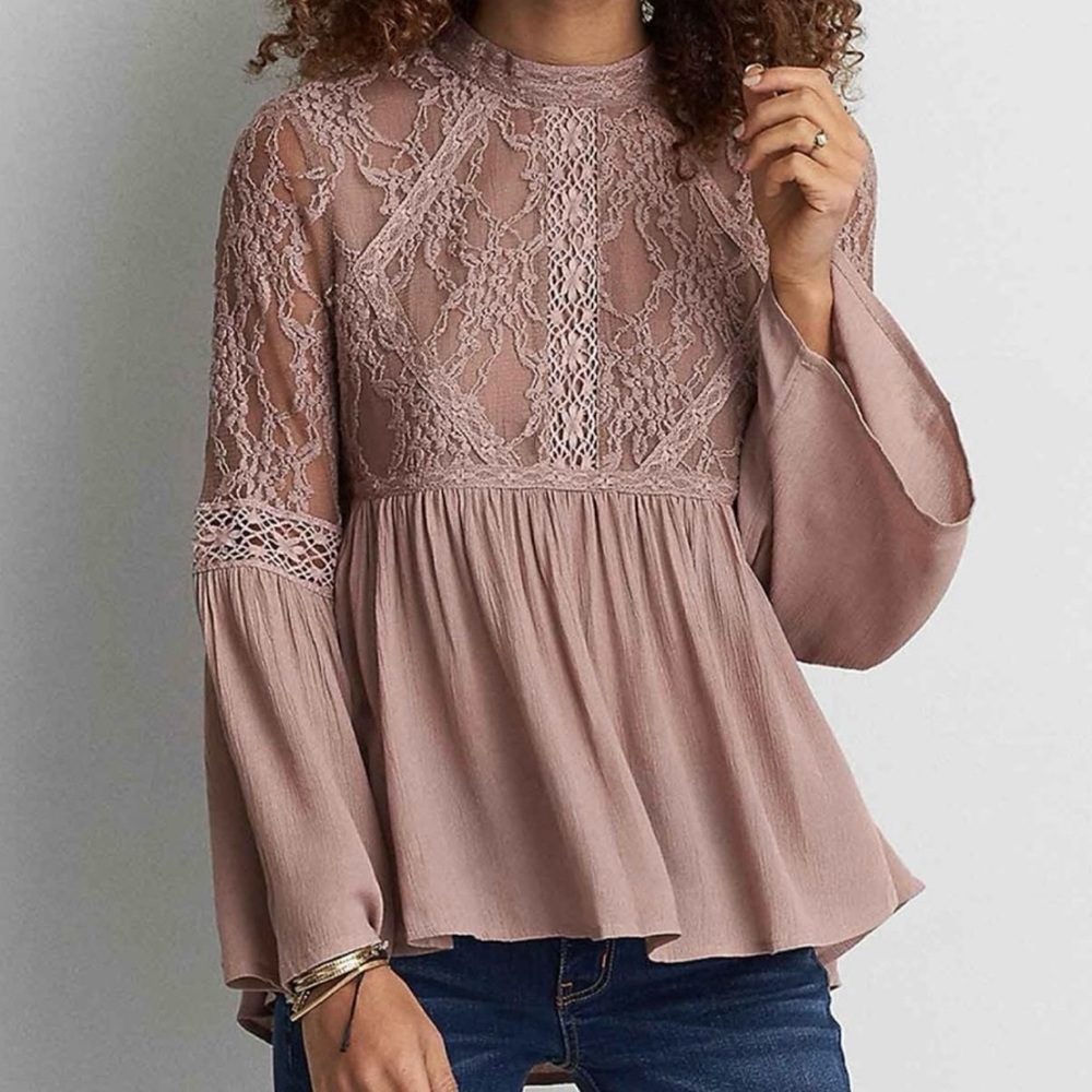 American Eagle Rose lace long sleeved blouse